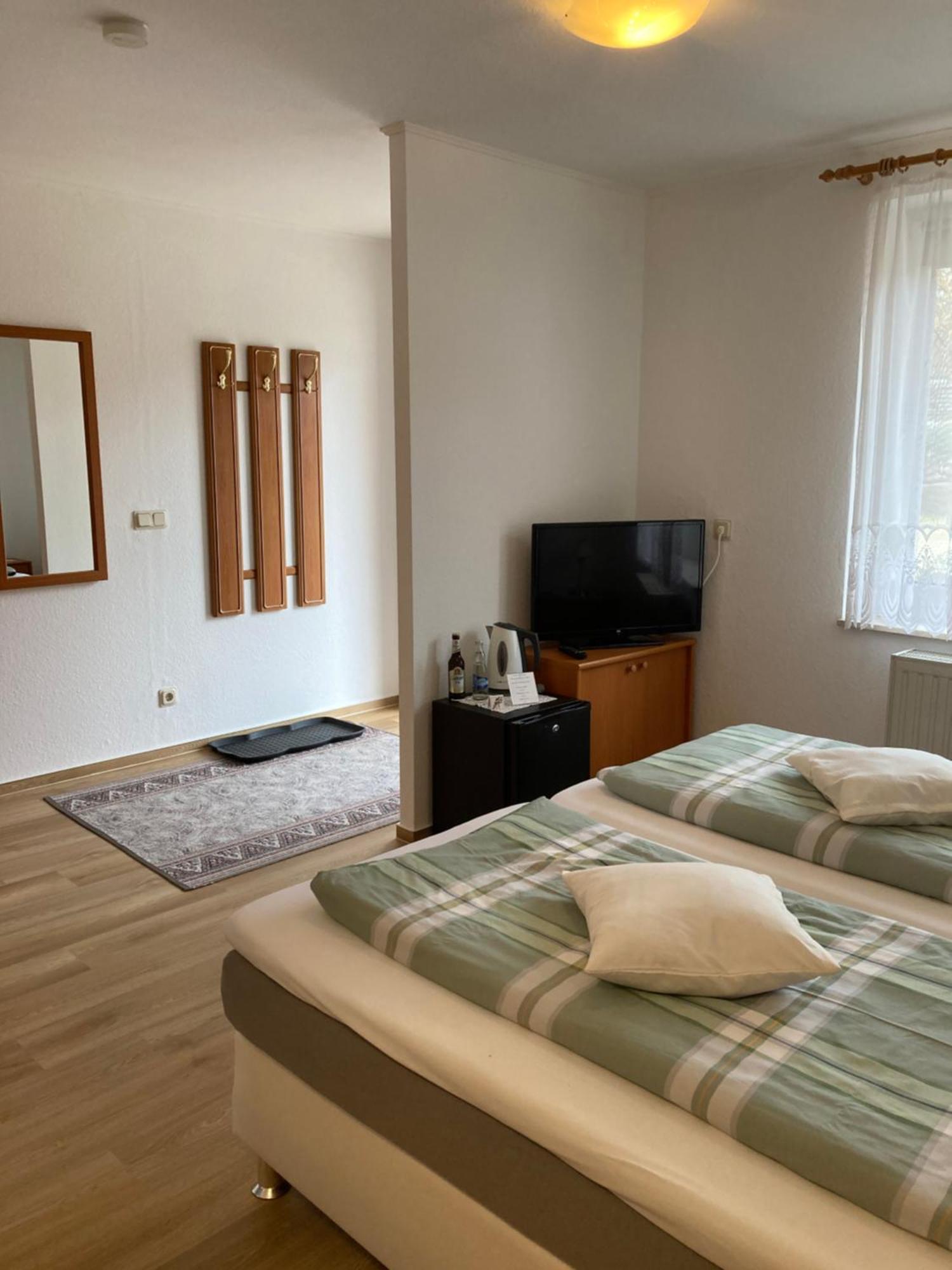 Hotel Am Schlosspark Mallin Værelse billede