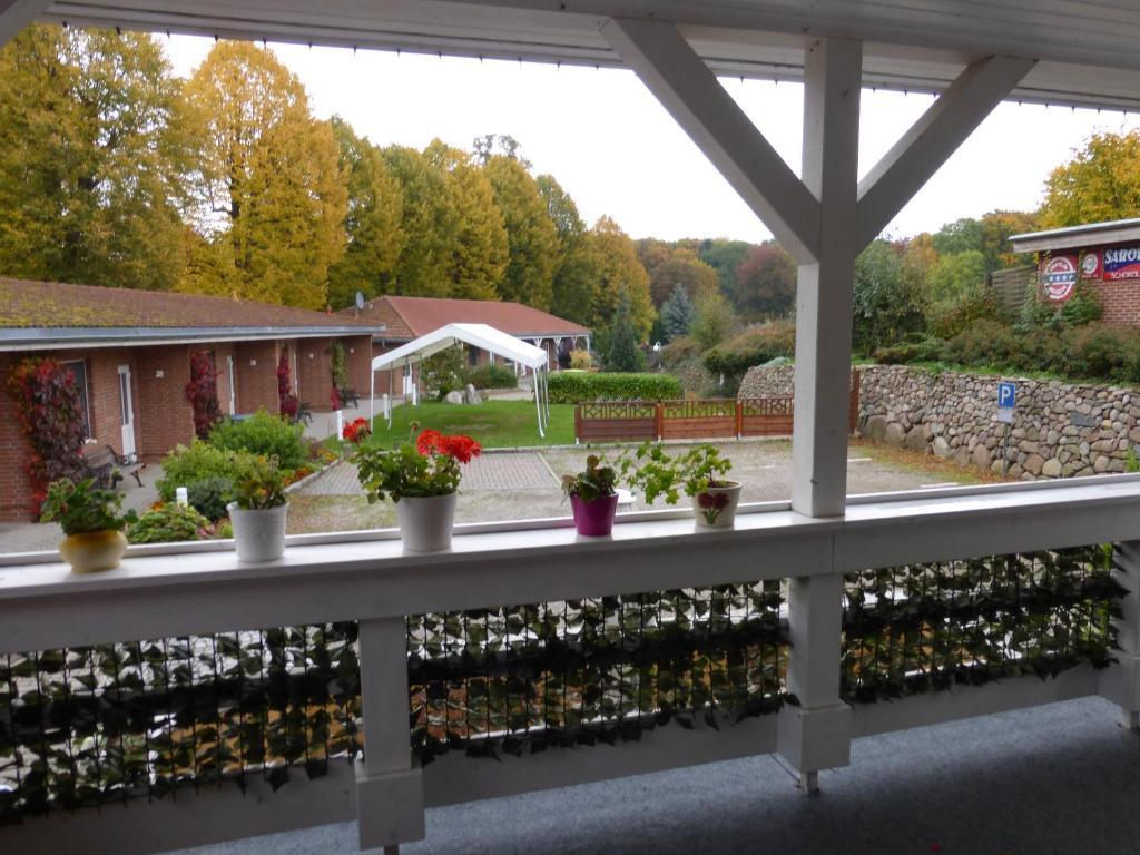Hotel Am Schlosspark Mallin Eksteriør billede